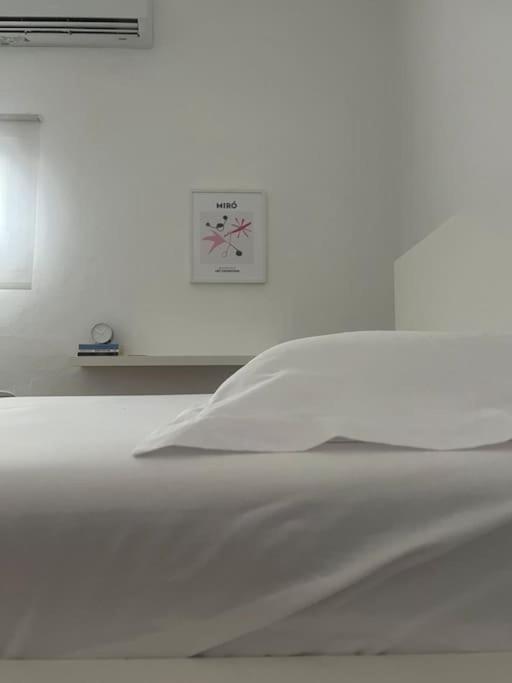 Cozy, Spacious, Newly Renovated Flat In Adamas Eksteriør billede